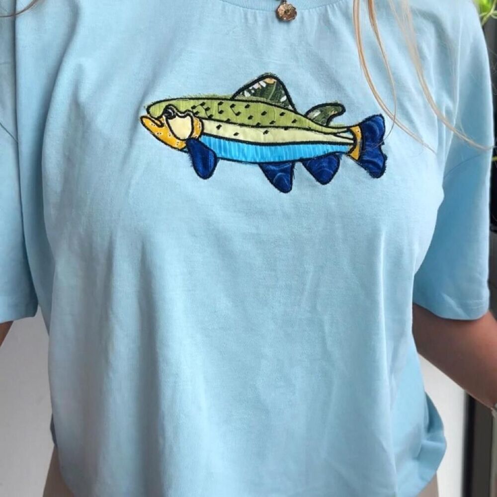 NWT 100% cotton baby blue patchwork applique embroidered fish women’s crop tee